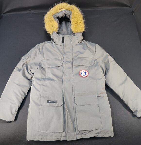 Classic Vogue Other - Classic Vogue Men's 2XL Gray Down Parka Faux Fur Hood Winter Jacket Coat Heavy